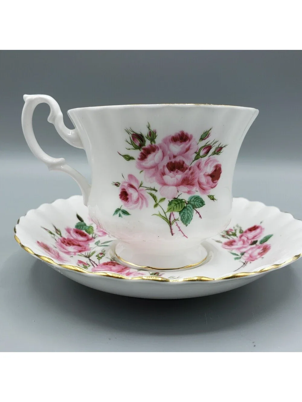 VTG Royal Albert Teacup & Saucer Pink Cabbage Roses Bone China England Gold